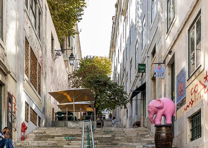Apartamento Chiado With View To The Castle *