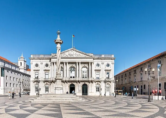 Chiado With View To The Castle דירה ליסבון